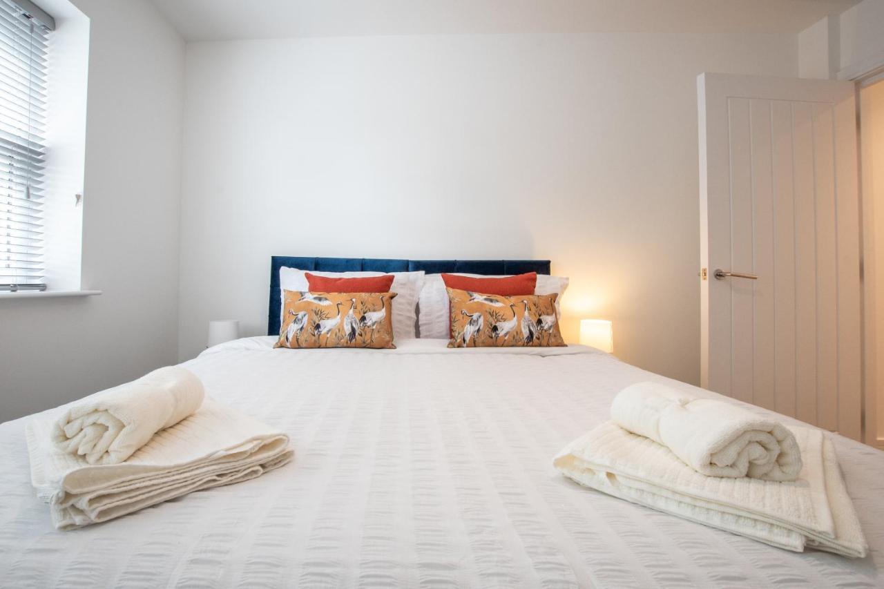 Welcome 4 Business Or Pleasure! Super Central Southampton 'City Vibes' # Stylish Apartment With Outside Space! 1-4 Guests Book Your City Break Or Pre-Cruise Stay! Close To Mayflower Theatre, Universities, Cruise Terminals, Hospitals & Shops! Exterior foto