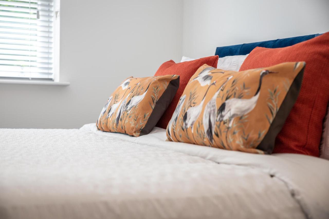 Welcome 4 Business Or Pleasure! Super Central Southampton 'City Vibes' # Stylish Apartment With Outside Space! 1-4 Guests Book Your City Break Or Pre-Cruise Stay! Close To Mayflower Theatre, Universities, Cruise Terminals, Hospitals & Shops! Exterior foto